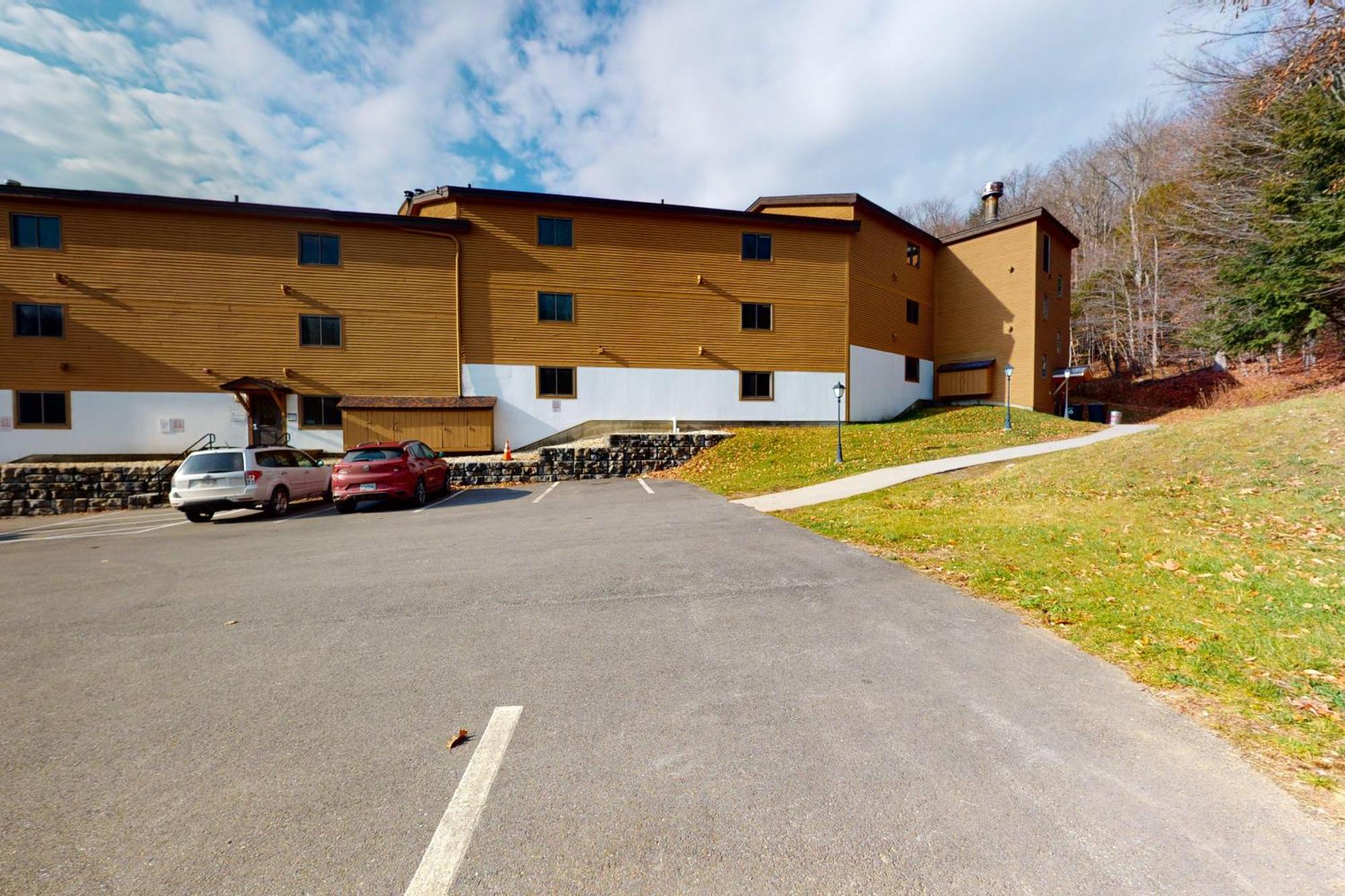 Okemo Mountain Lodge لودلو الغرفة الصورة