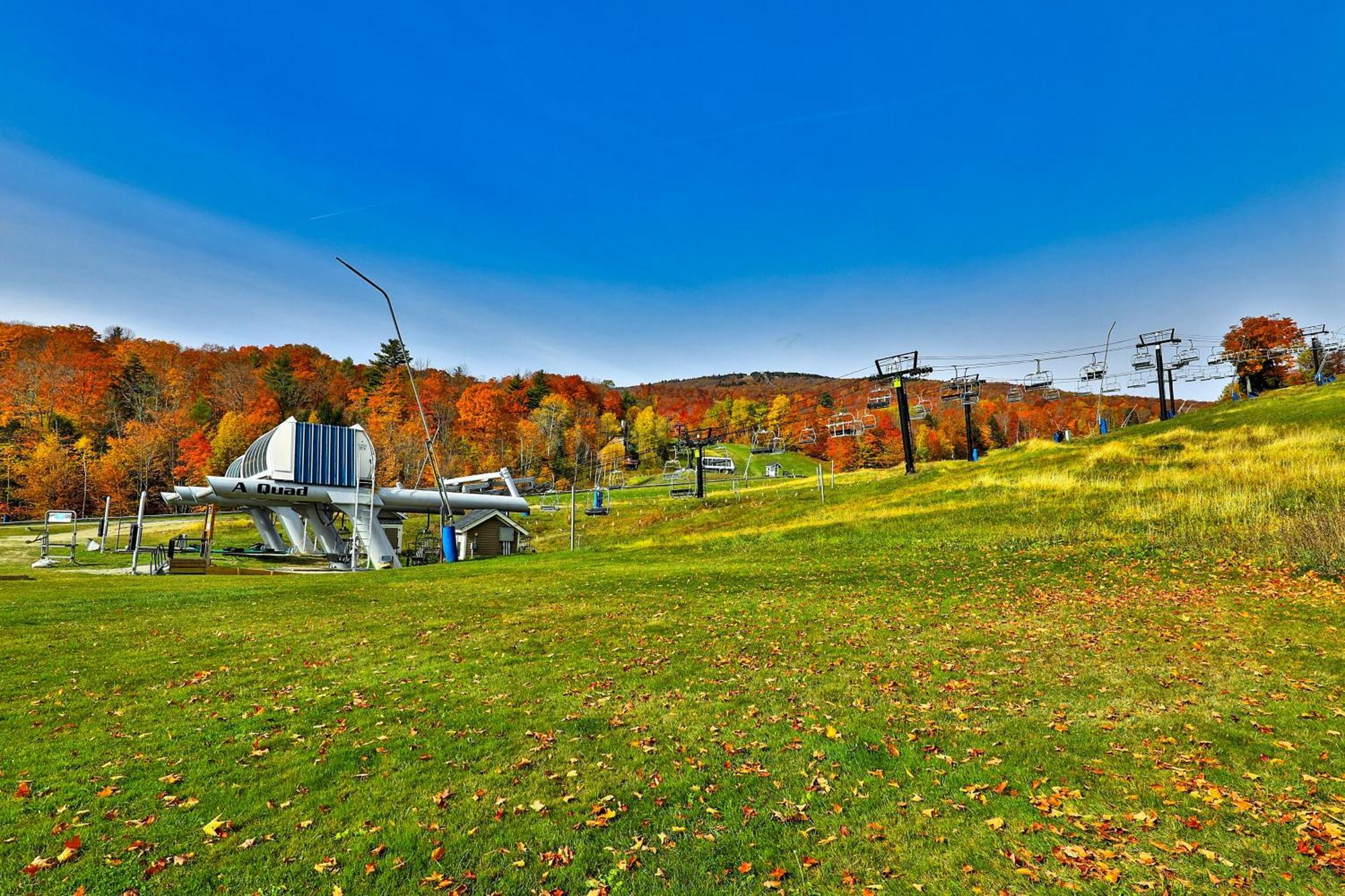 Okemo Mountain Lodge لودلو الغرفة الصورة