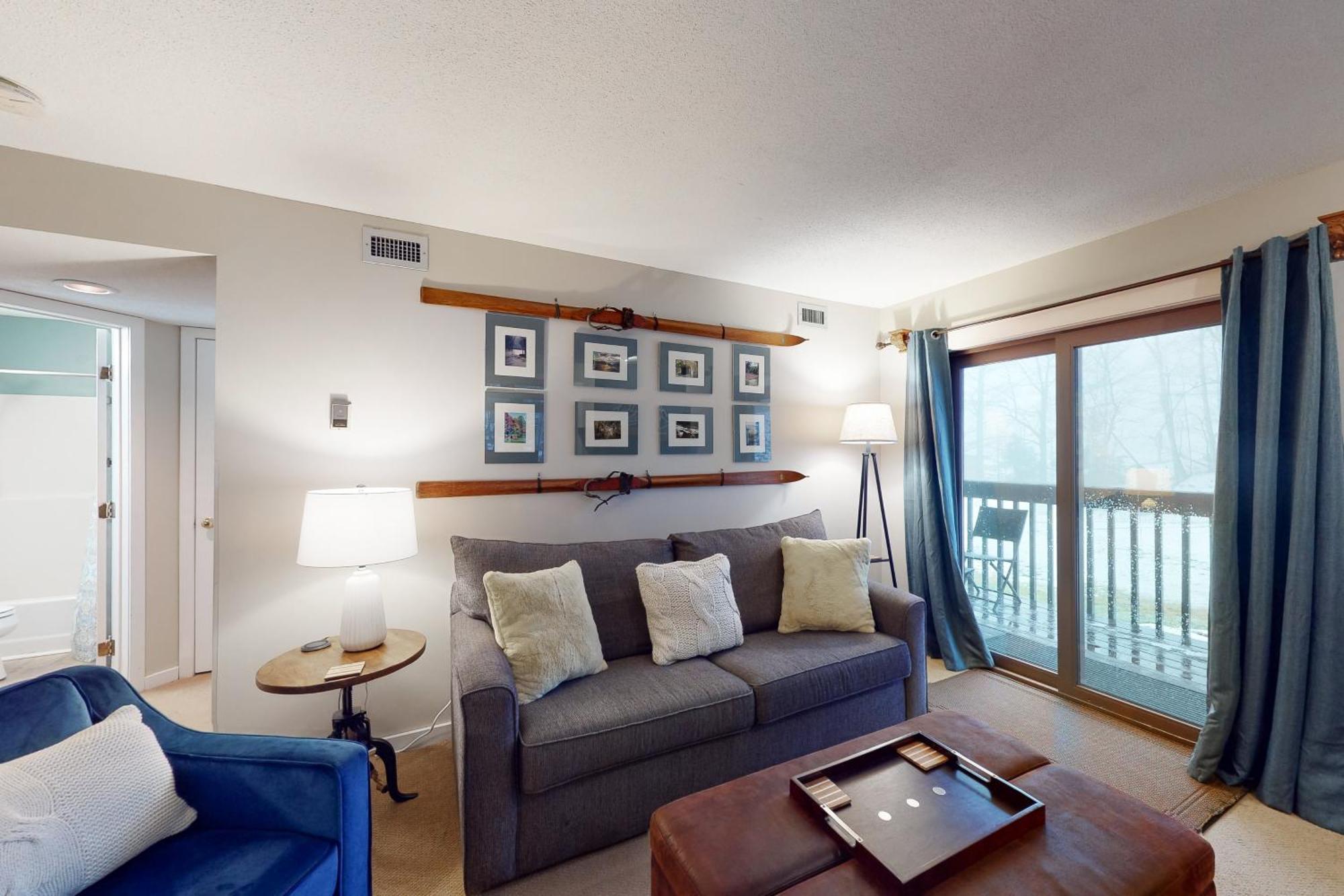 Okemo Mountain Lodge لودلو الغرفة الصورة